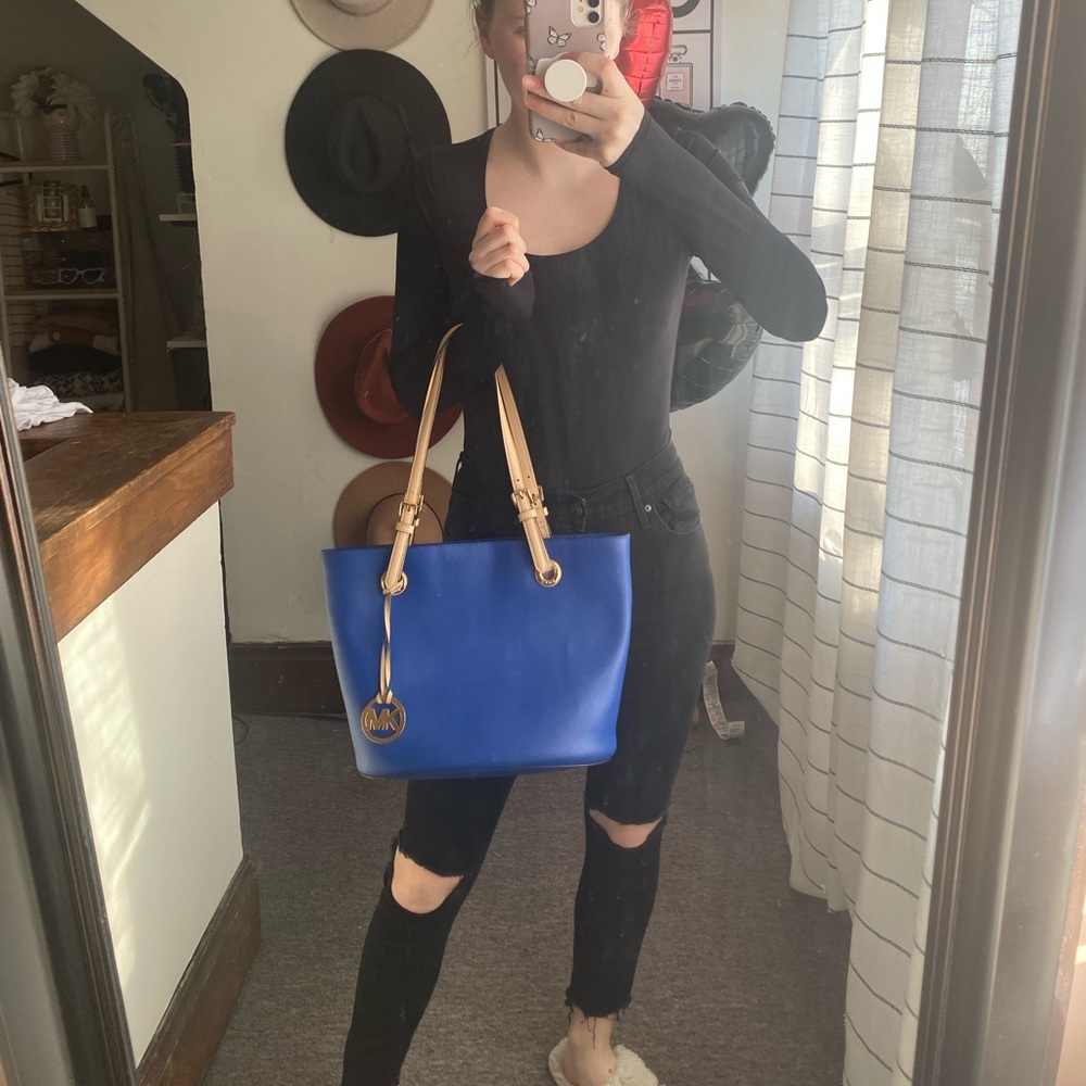 Micheal Kors Shoulder Bag